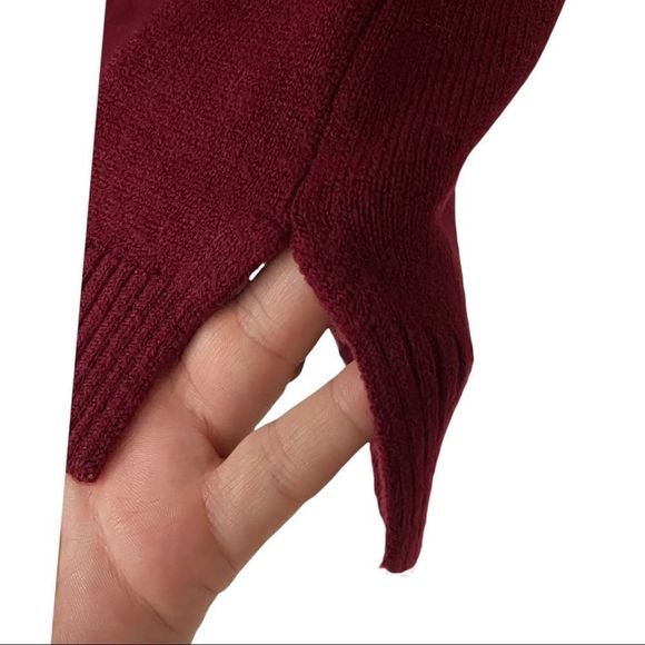 Karen Scott 100% acrylic burgundy long sleeve sweater v neck size large NWT - Picture 4 of 7